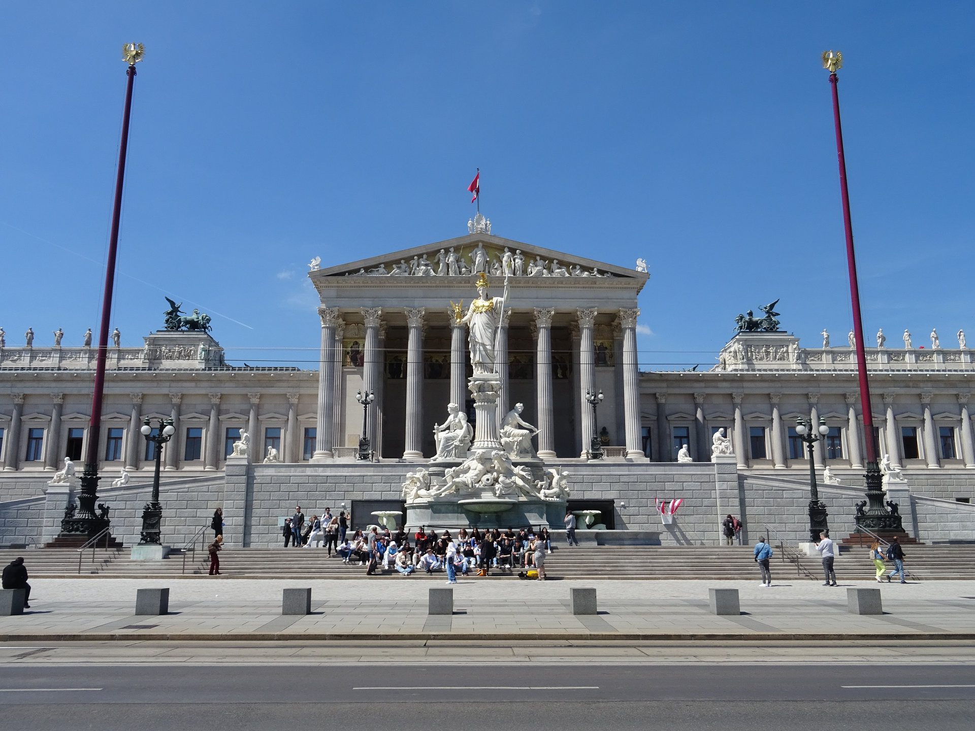 Österreichisches Parlament in Wien, das EU-Politik 2025 national umsetzt